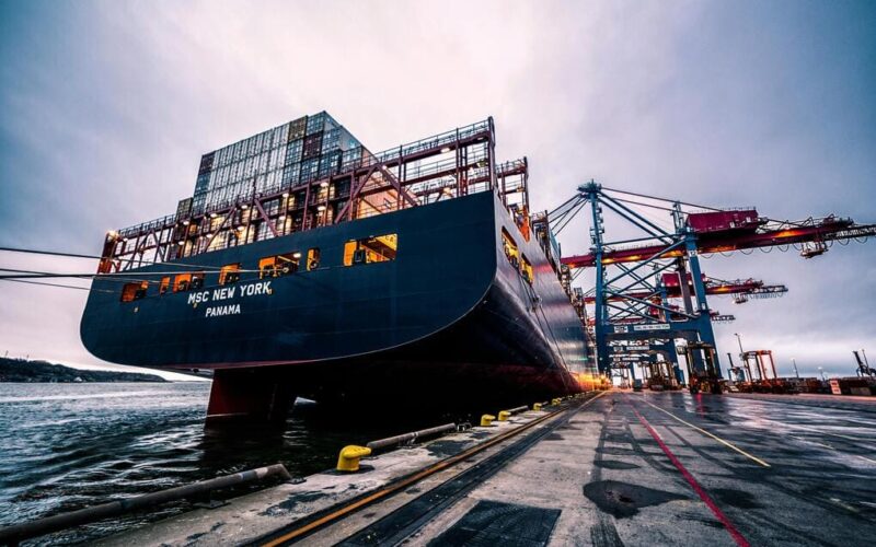 Soluciones marítimas para empresas de Panamá: envío seguro