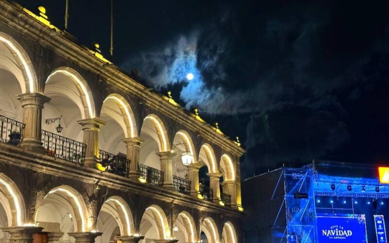 «Lúmino Fest»: un espectáculo que ilumina Antigua Guatemala